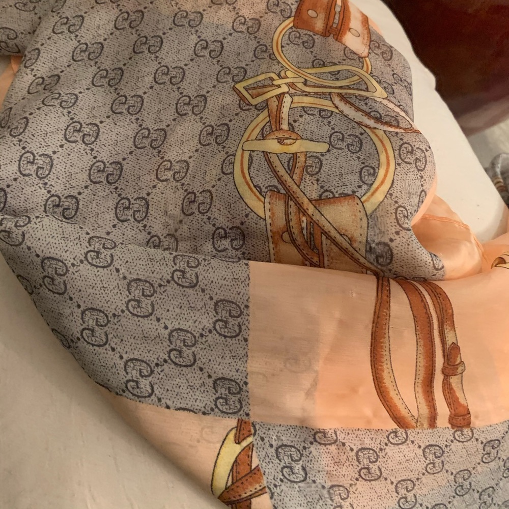 Authentic Large Silk Gucci Scarf - Pastel